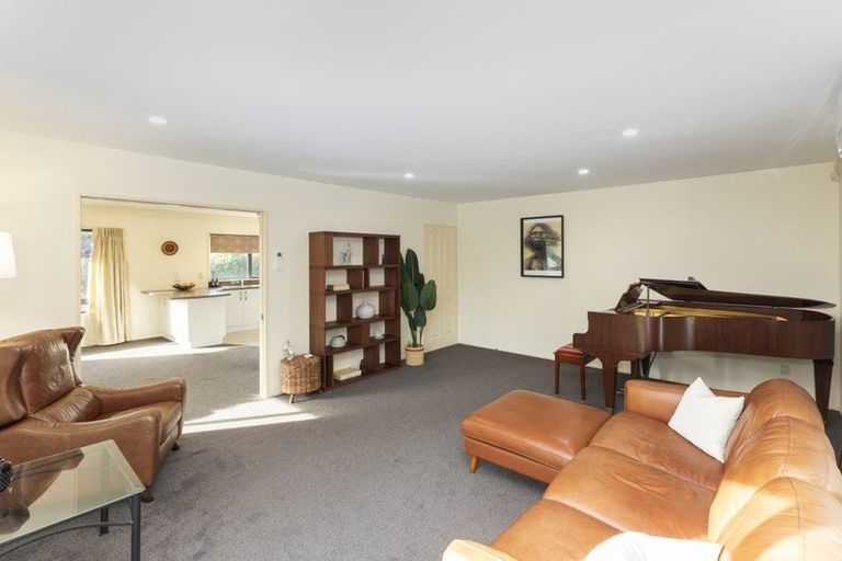 Photo of property in 1a Delph Street, Avonhead, Christchurch, 8042