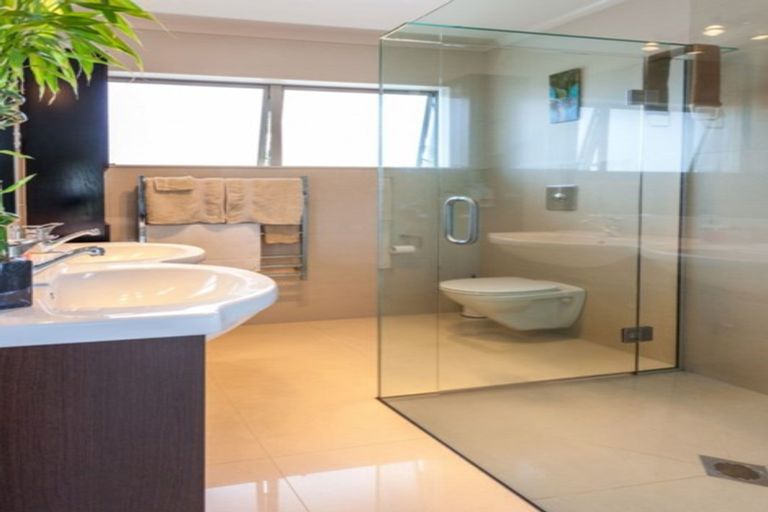 Photo of property in 221 Onemana Drive, Onemana, Whangamata, 3691