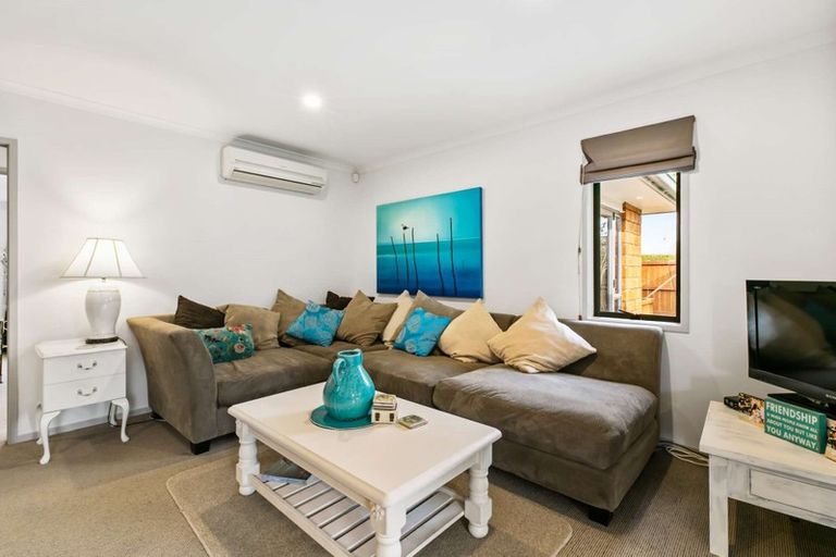 Photo of property in 91a Carlyle Street, Leamington, Cambridge, 3432