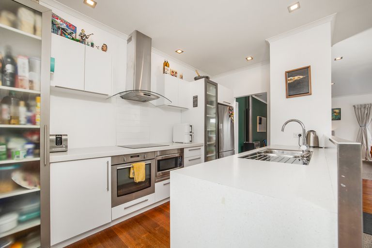 Photo of property in 1 Everton Road, Andersons Bay, Dunedin, 9013