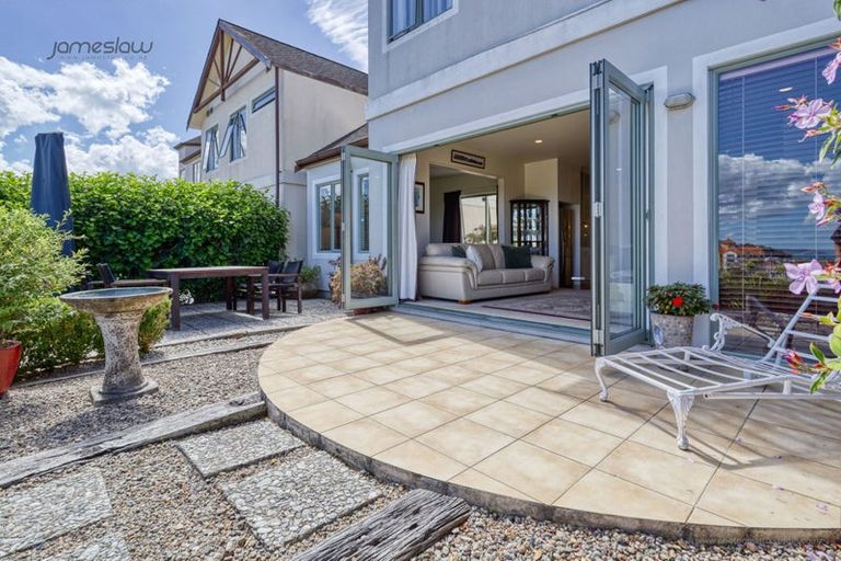 Photo of property in 260 Alec Craig Way, Gulf Harbour, Whangaparaoa, 0930