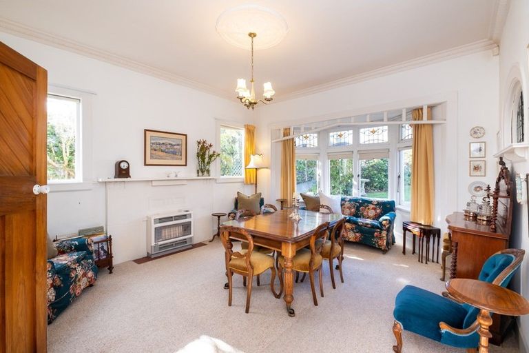 Photo of property in 5 Cobden Lane, Bluff Hill, Napier, 4110