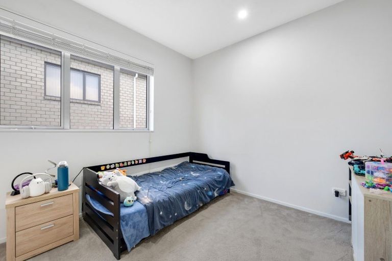 Photo of property in 41e Nelson Street, Howick, Auckland, 2014