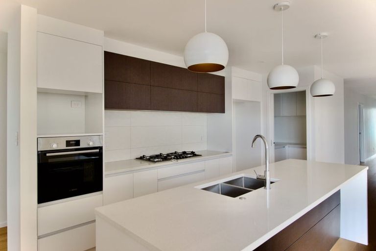 Photo of property in 8 Croatia Avenue, Huapai, Kumeu, 0810