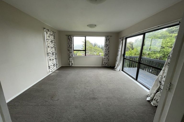 Photo of property in 8 Trinidad Crescent, Grenada Village, Wellington, 6037