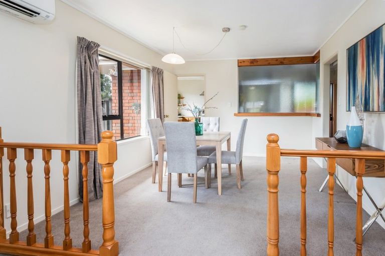 Photo of property in 1/95 Botany Road, Botany Downs, Auckland, 2010