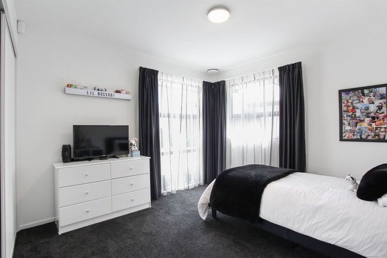 Photo of property in 9 Kawharu Street, Marshland, Christchurch, 8083