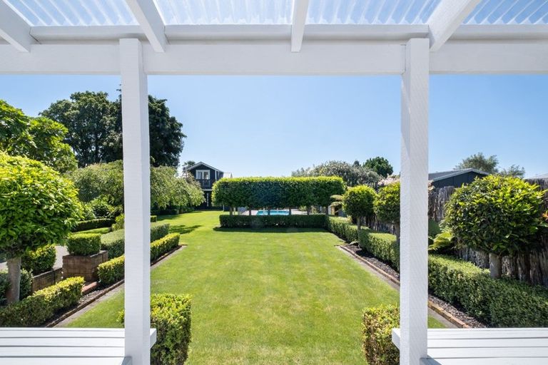 Photo of property in 63 Nelson Crescent, Napier South, Napier, 4110