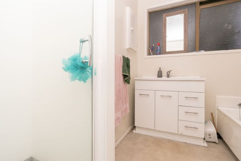 Photo of property in 13 Coventry Road, Melville, Hamilton, 3206