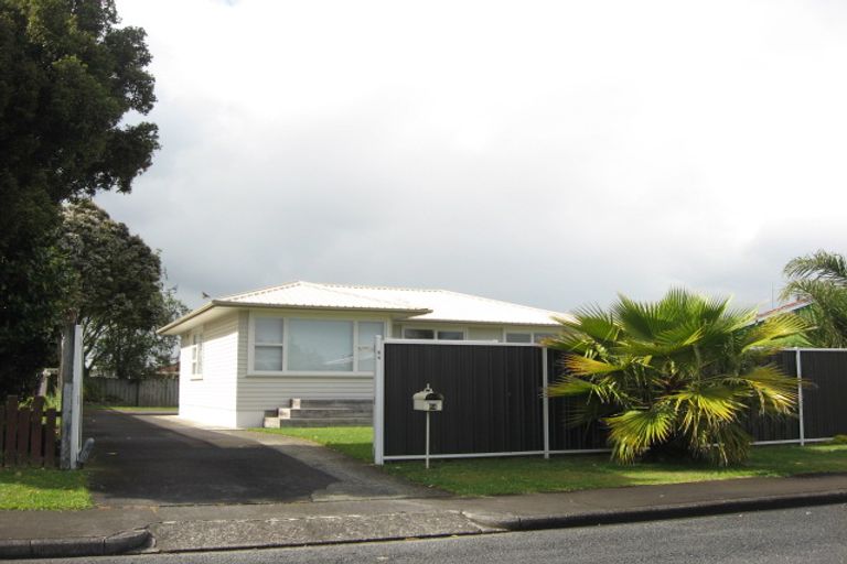Photo of property in 64 Tatariki Street, Rosehill, Papakura, 2113