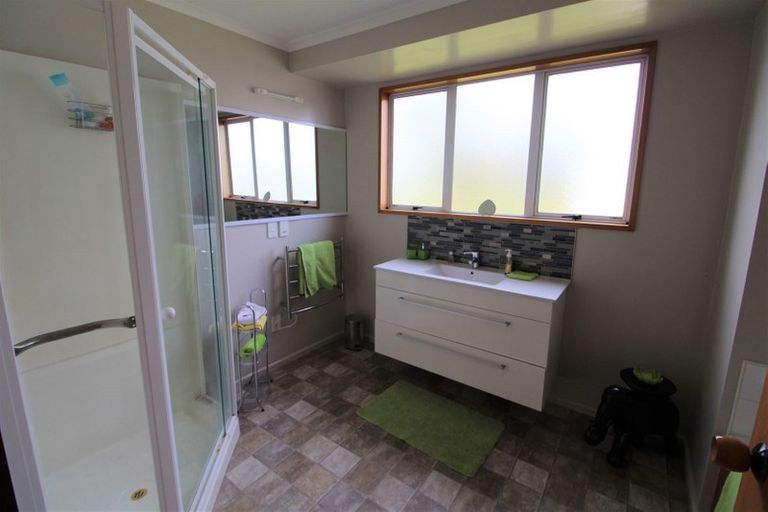 Photo of property in 56 Foley Road, Levels, Timaru, 7975