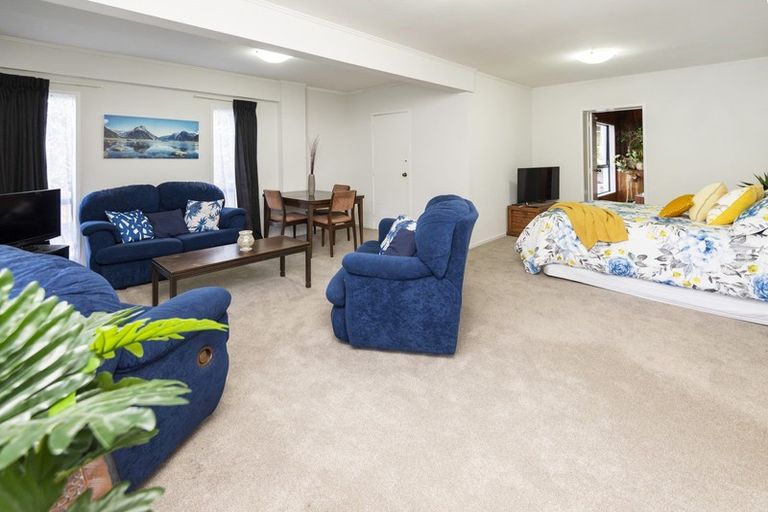 Photo of property in 79 Haseler Crescent, Howick, Auckland, 2014