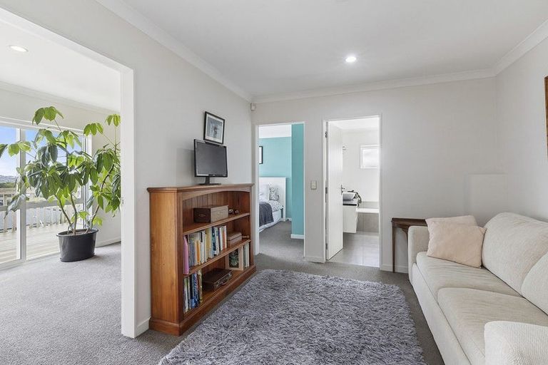 Photo of property in 8 Polestar Lane, Whitby, Porirua, 5024