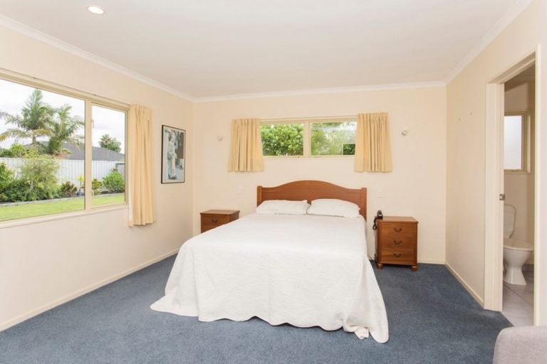 Photo of property in 19 Margaret Place, Lytton West, Gisborne, 4010