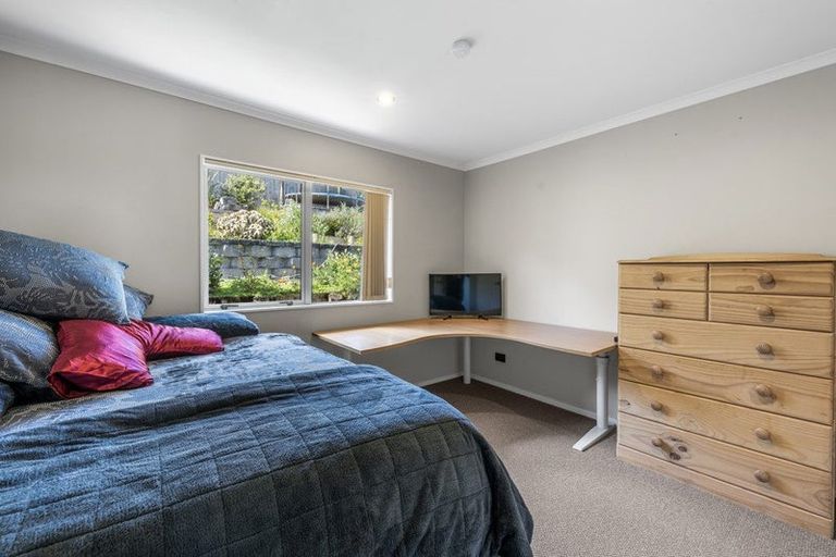 Photo of property in 36 Cape Vista Crescent, Pukekohe, 2120