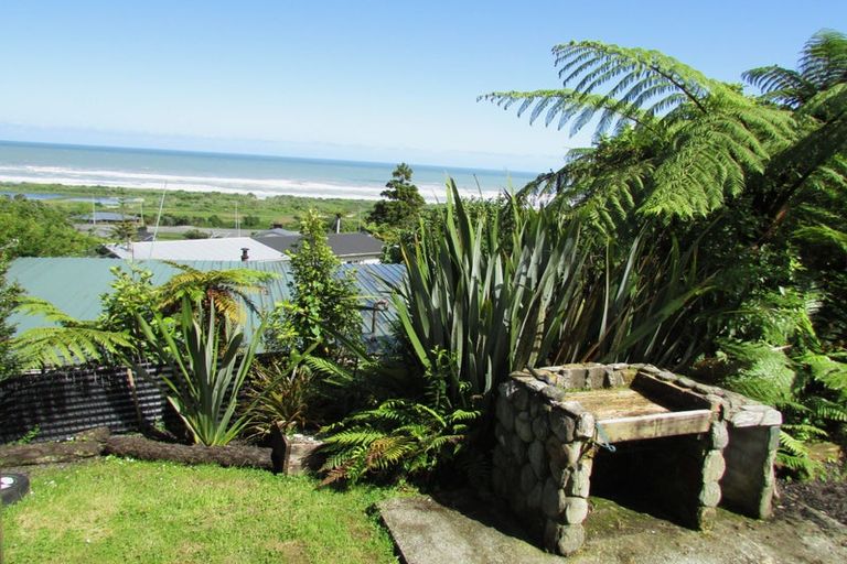 Photo of property in 7e Fernhill Place, Karoro, Greymouth, 7805
