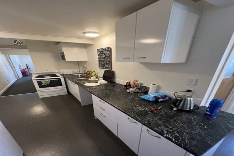 Photo of property in 2/239 Adelaide Road, Newtown, Wellington, 6021