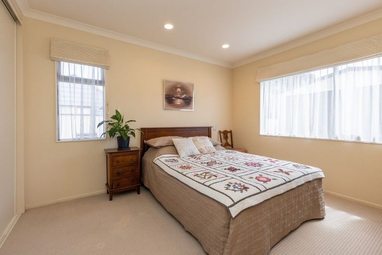 Photo of property in 17 Napier Street, Jervoistown, Napier, 4112