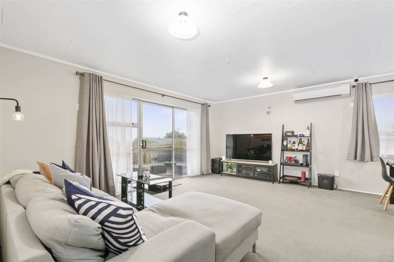 Photo of property in 14a Pohutukawa Drive, Owhata, Rotorua, 3010