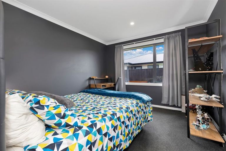 Photo of property in 53 Macphail Avenue, Rangiora, 7400