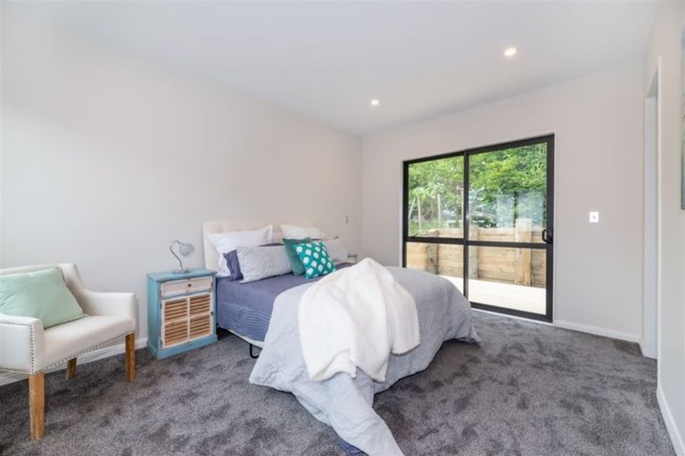 Photo of property in 19 Reserva Crescent, Kumeu, 0810