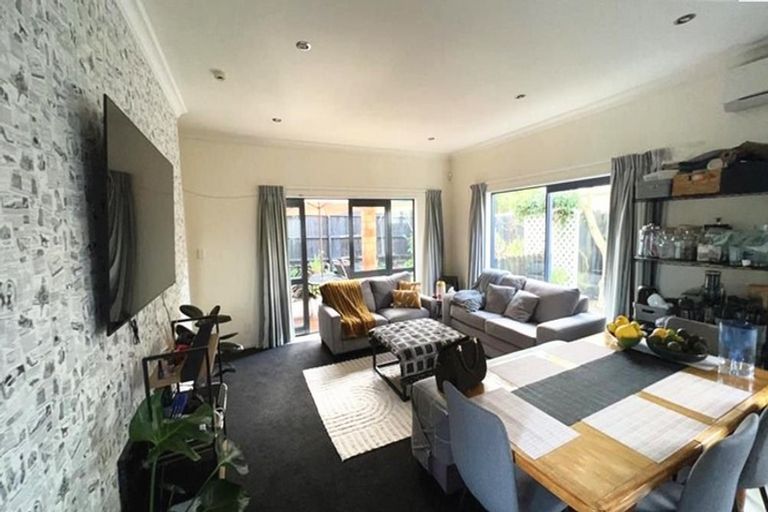 Photo of property in 402 East Tamaki Road, East Tamaki, Auckland, 2013