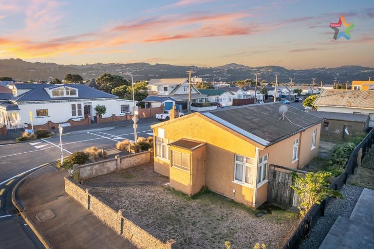 Photo of property in 217 The Esplanade, Petone, Lower Hutt, 5012