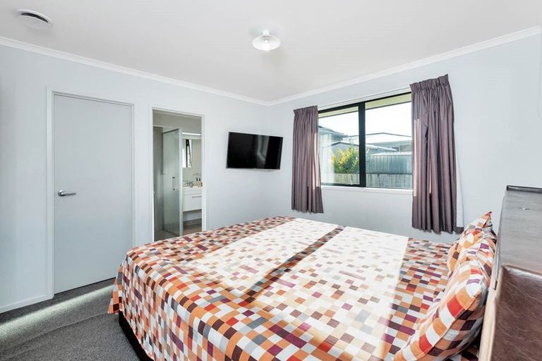 Photo of property in 22a George Street, Papakura, 2110