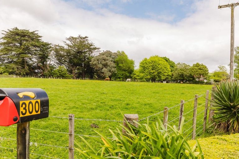 Photo of property in 300 Hinemoa Valley Road, Kaitawa, Pahiatua, 4981