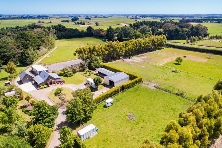 Photo of property in 237 Ngaio Road, Halcombe, Palmerston North, 4479