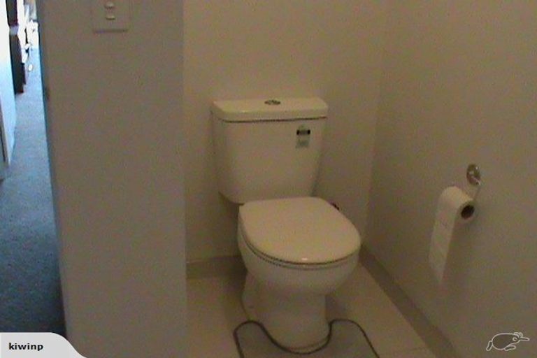 Photo of property in 1/167 Mokoia Road, Birkenhead, Auckland, 0626