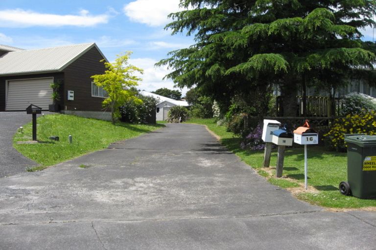 Photo of property in 20 Rheingold Place, Huapai, Kumeu, 0810