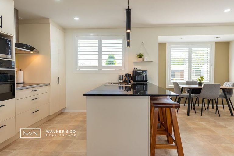 Photo of property in 31 Royal Street, Upper Hutt Central, Upper Hutt, 5018