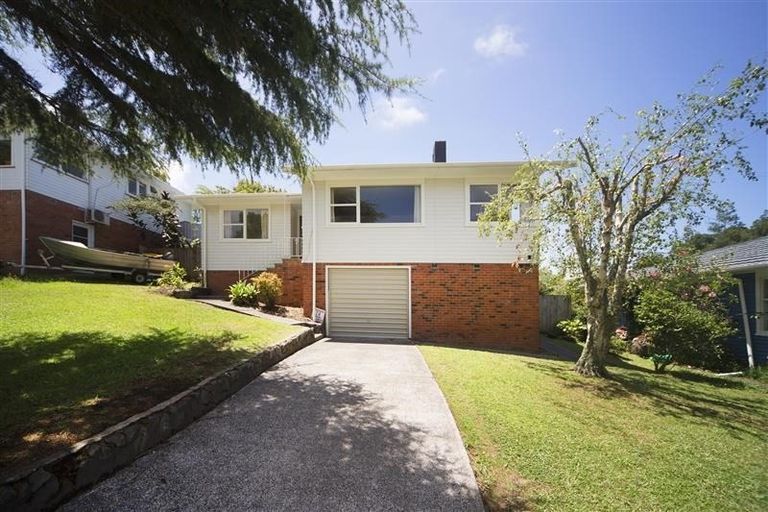 Photo of property in 39 Lynden Avenue, Hillcrest, Auckland, 0627