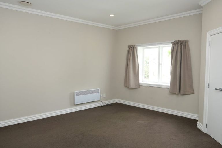 Photo of property in 84b Salamanca Road, Kelburn, Wellington, 6012