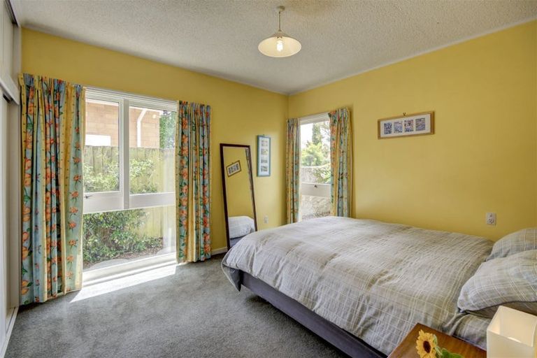 Photo of property in 28 Rutherglen Avenue, Ilam, Christchurch, 8041