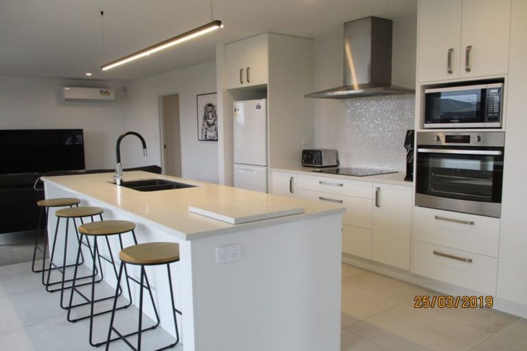 Photo of property in 3 Taioma Close, Papamoa, 3118