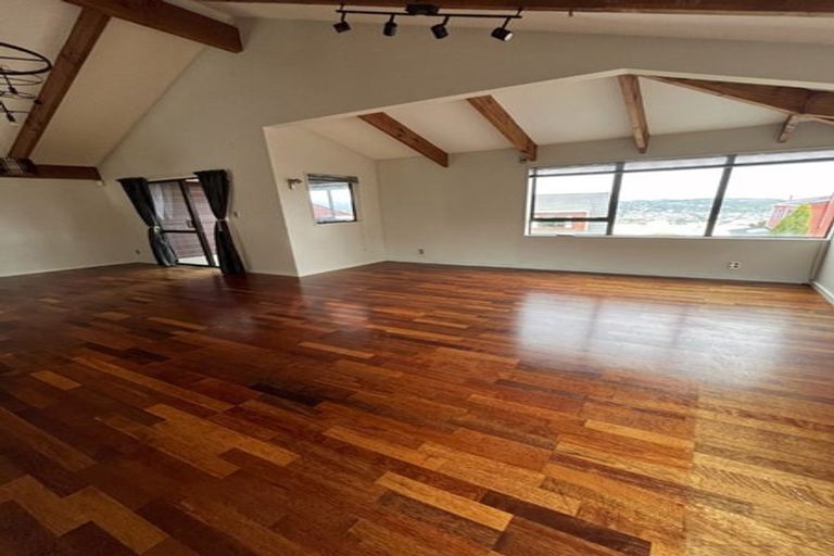 Photo of property in 18b Rangitane Street, Maupuia, Wellington, 6022