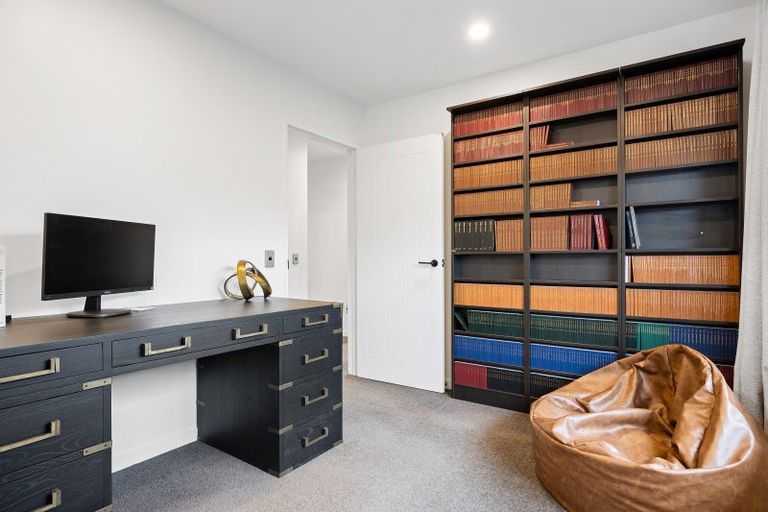 Photo of property in 6 Ambrose Place, Rangiora, 7400