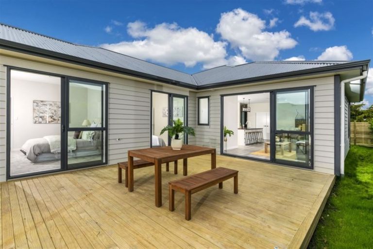 Photo of property in 73 Tapu Road, Huapai, Kumeu, 0810