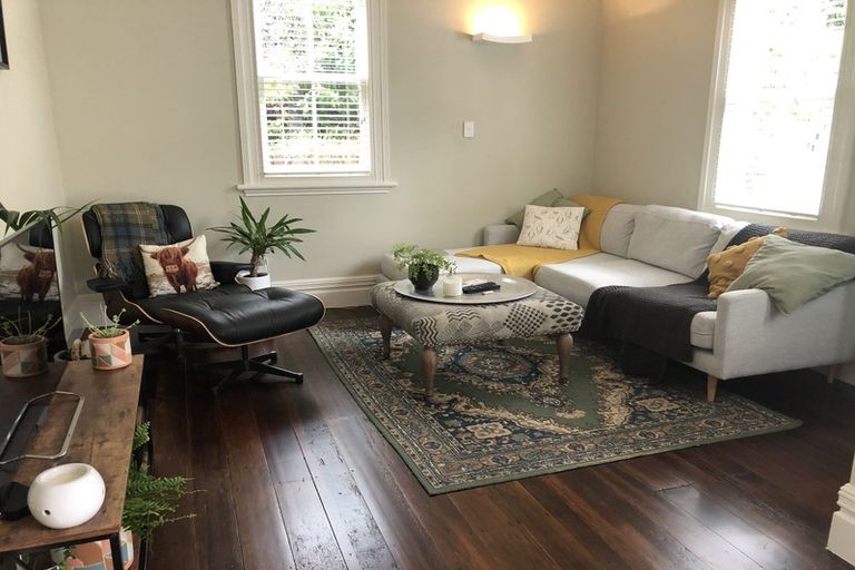 Photo of property in 9 Tudor Street, Devonport, Auckland, 0624