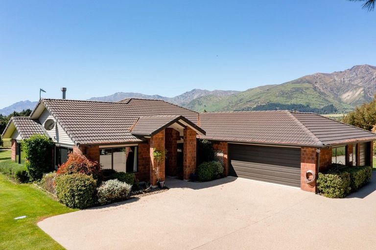 Photo of property in 88 Lachlan Avenue, Hawea Flat, Wanaka, 9382