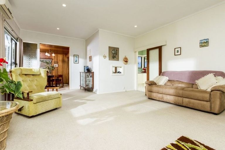 Photo of property in 2/7 Egremont Street, Belmont, Auckland, 0622