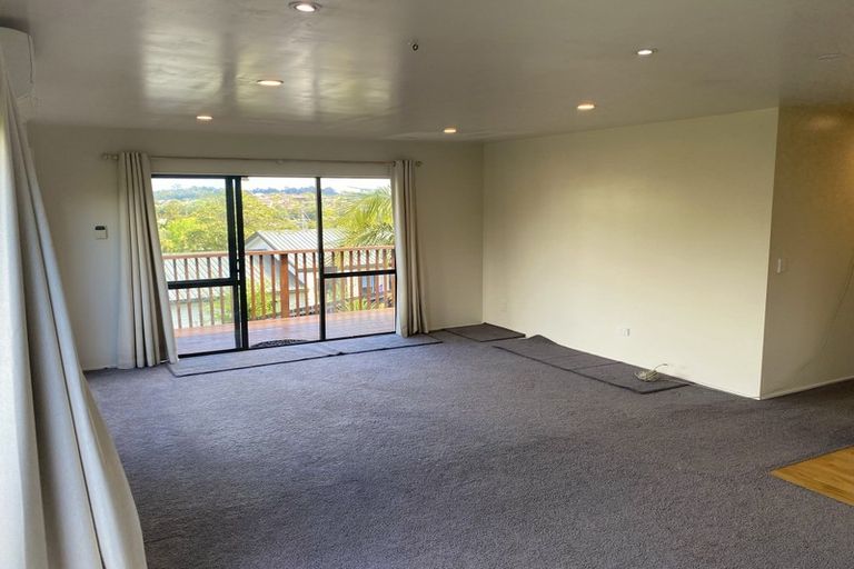 Photo of property in 4 Springtime Crescent, Stanmore Bay, Whangaparaoa, 0932
