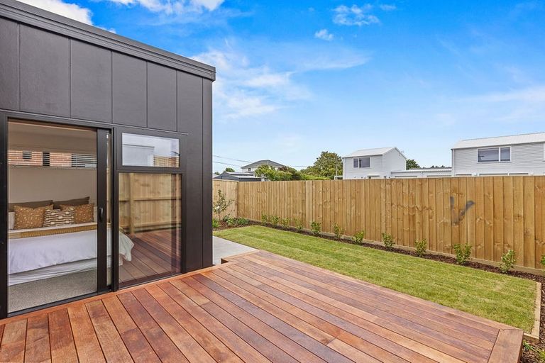 Photo of property in 3/12 Mccombs Street, Somerfield, Christchurch, 8024