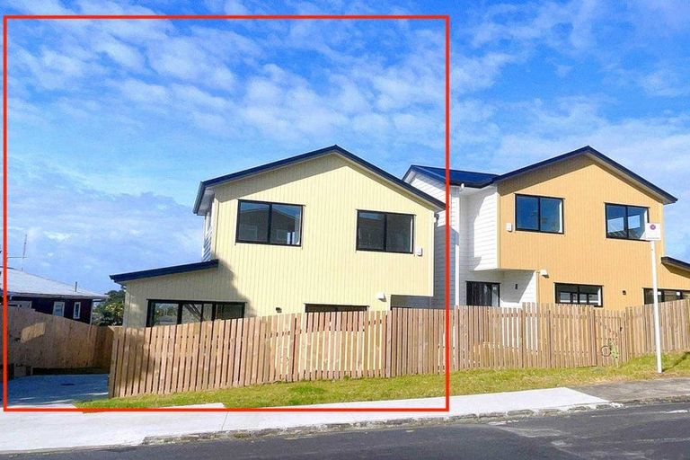 Photo of property in 7a Keegan Drive, Massey, Auckland, 0614