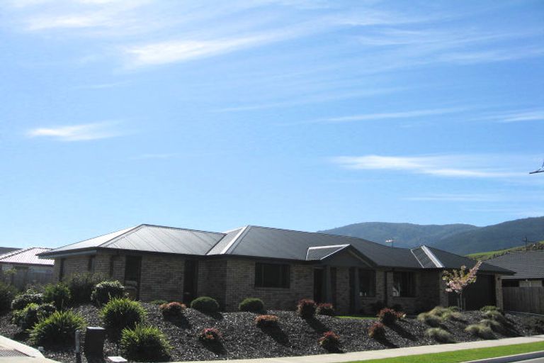 Photo of property in 8 Cambelldon Crescent, Stoke, Nelson, 7011