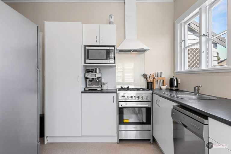 Photo of property in 3 Scanlan Street, Avalon, Lower Hutt, 5011