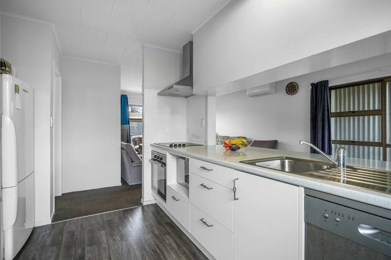 Photo of property in 1 Cambria Street, The Wood, Nelson, 7010