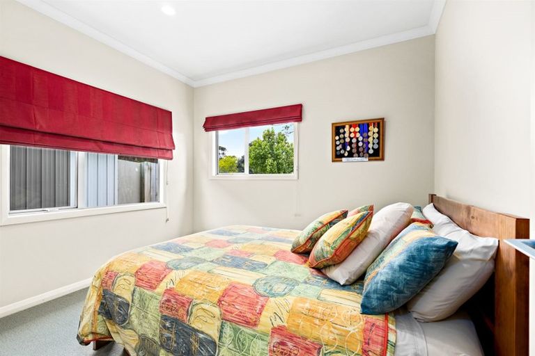 Photo of property in 3 Travis View Drive, Fairview Heights, Auckland, 0632